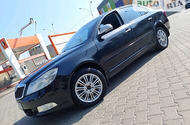 Седан Skoda Octavia 2011 в Чернівцях