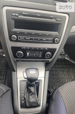 Універсал Skoda Octavia 2011 в 