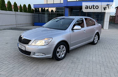 Седан Skoda Octavia 2009 в Мукачевому