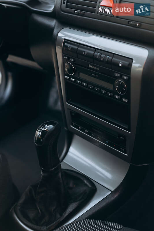 Універсал Skoda Octavia 2003 в Бучачі