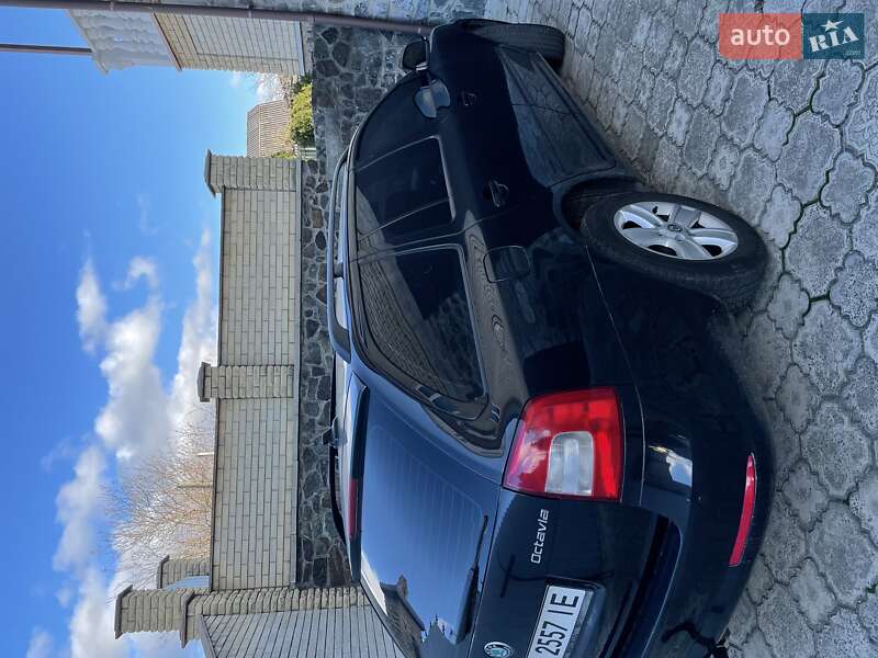Skoda Octavia 2011