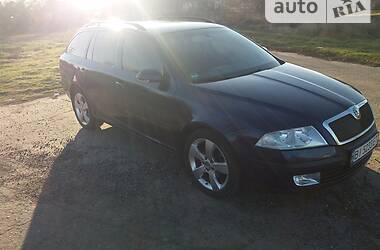 Универсал Skoda Octavia 2006 в Хороле