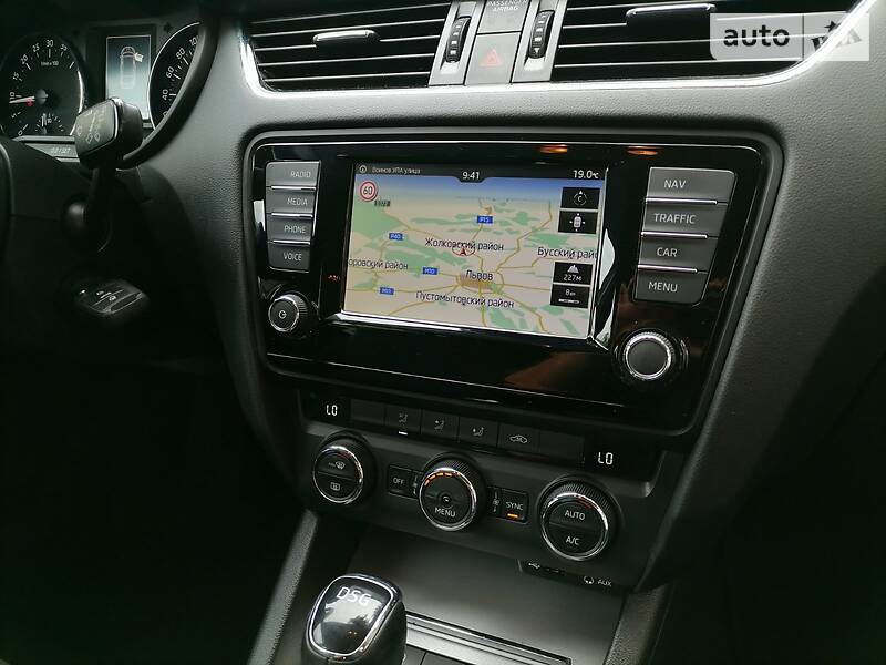 Универсал Skoda Octavia 2016 в Каменке-Бугской фото 10 Универсал Skoda Octavia 2016 в Каменке-Бугской