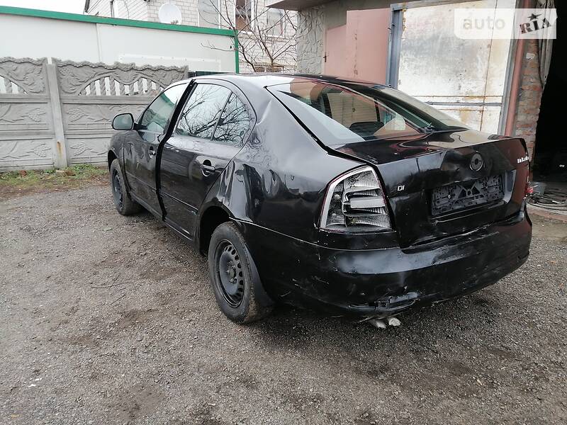 Хэтчбек Skoda Octavia 2010 в Новых Санжарах