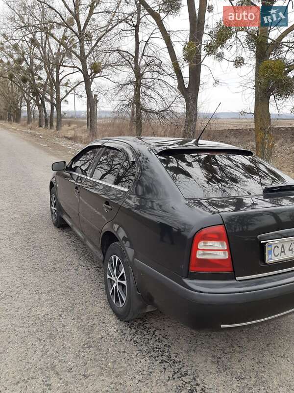 Ліфтбек Skoda Octavia 2007 в Умані