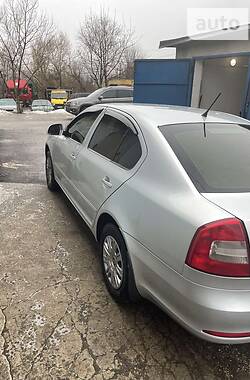 Седан Skoda Octavia 2012 в Кривом Роге