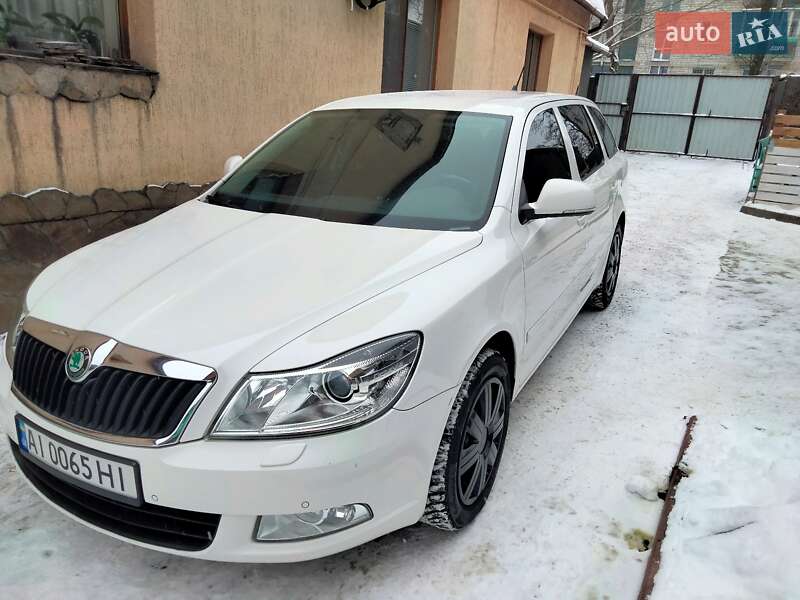 Універсал Skoda Octavia 2011 в Ірпені