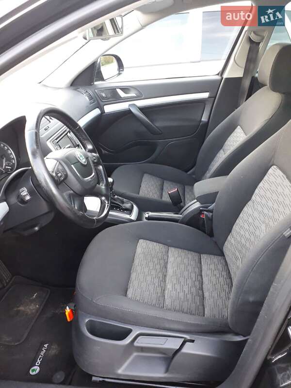 Универсал Skoda Octavia 2011 в Радехове фото 15 Универсал Skoda Octavia 2011 в Радехове