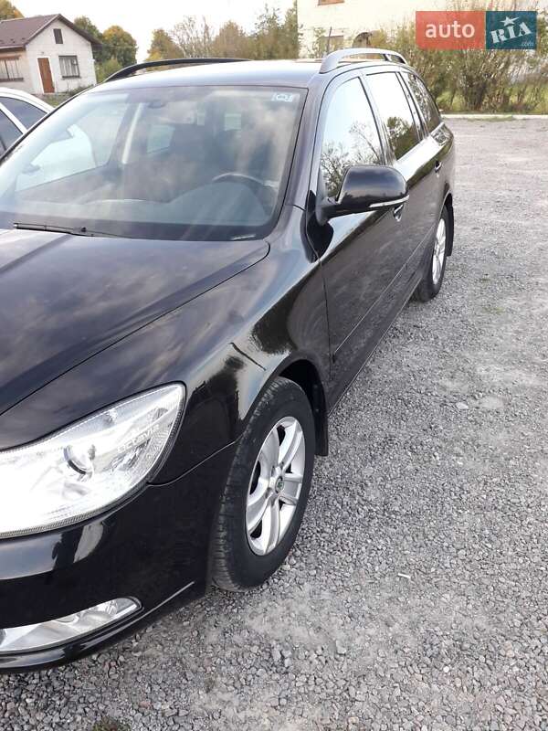 Универсал Skoda Octavia 2011 в Радехове фото 19 Универсал Skoda Octavia 2011 в Радехове