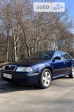 Лифтбек Skoda Octavia 2003 в Львове