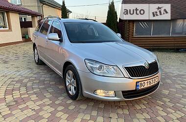 Універсал Skoda Octavia 2011 в 