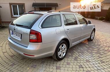 Універсал Skoda Octavia 2011 в 