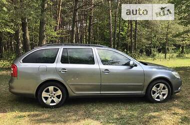 Универсал Skoda Octavia 2013 в Борщеве