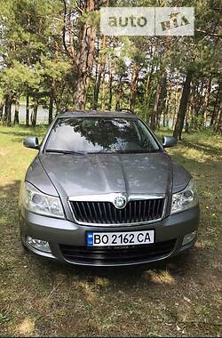 Універсал Skoda Octavia 2013 в Борщеві