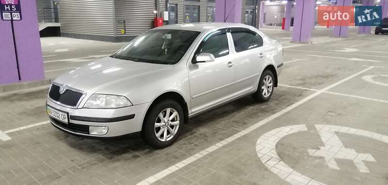 Хэтчбек Skoda Octavia 2005 в Киеве