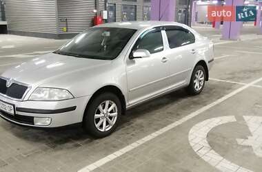 Хэтчбек Skoda Octavia 2005 в Киеве