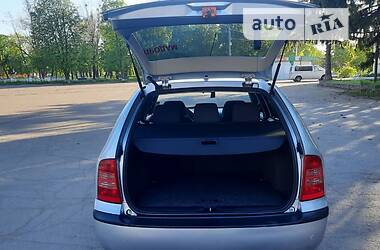 Универсал Skoda Octavia 2008 в Новоархангельске