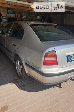 Седан Skoda Octavia 2000 в Хмельницком