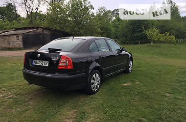 Седан Skoda Octavia 2005 в 