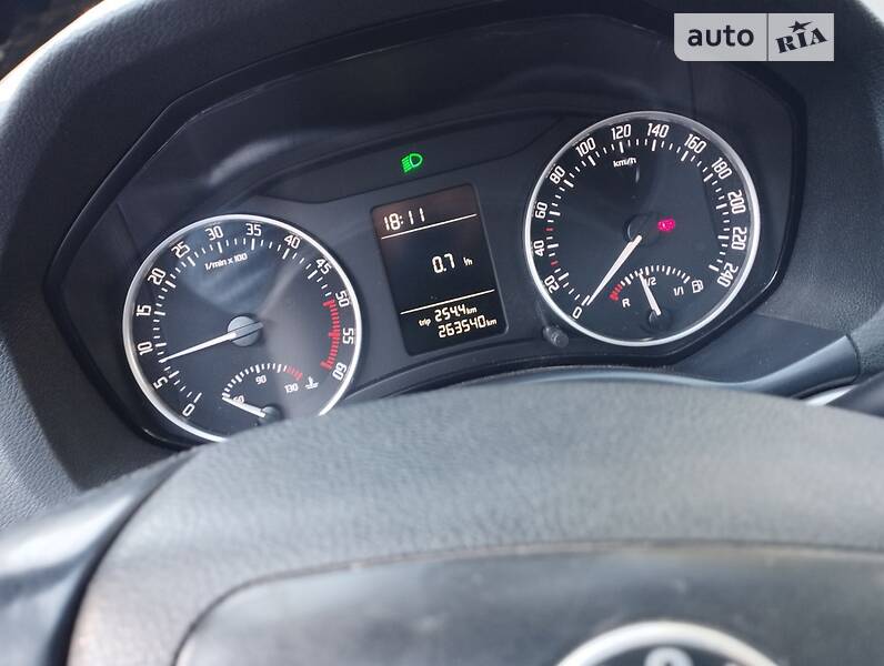 Седан Skoda Octavia 2011 в Дубно