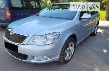 Універсал Skoda Octavia 2011 в 