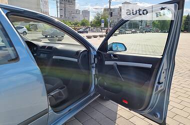 Лифтбек Skoda Octavia 2007 в Днепре