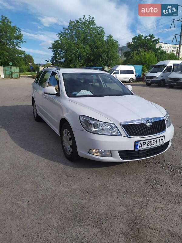Універсал Skoda Octavia 2011 в Запоріжжі