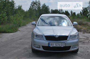 Седан Skoda Octavia 2011 в Зміїві