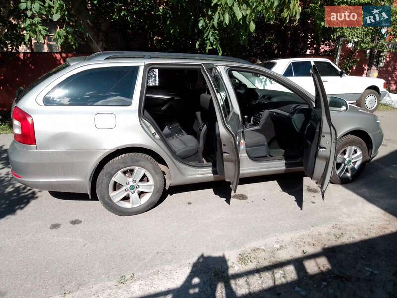 Универсал Skoda Octavia 2013 в Киеве