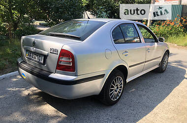 Ліфтбек Skoda Octavia 2006 в Умані