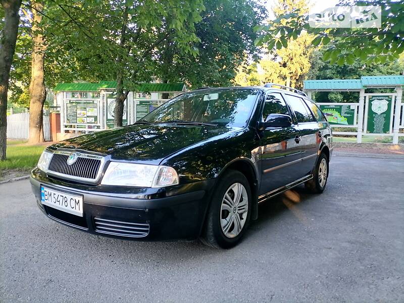 Универсал Skoda Octavia 2009 в Ромнах