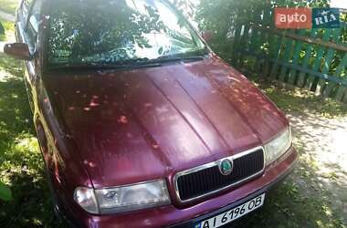 Лифтбек Skoda Octavia 1997 в 