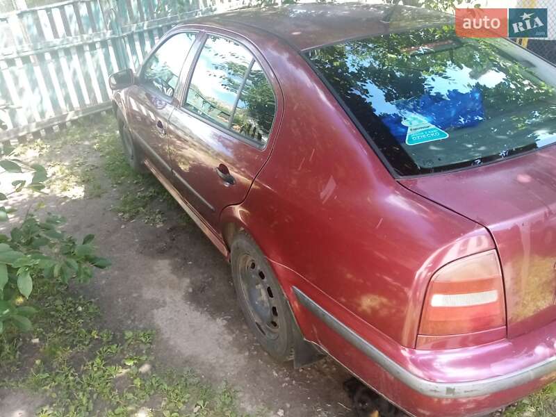 Лифтбек Skoda Octavia 1997 в Киеве