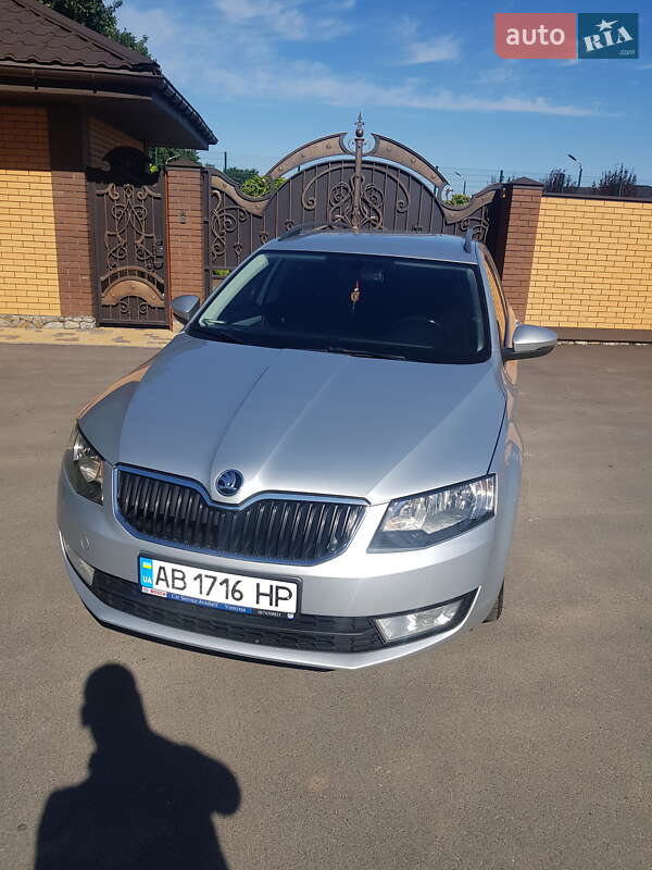 Универсал Skoda Octavia 2015 в Виннице