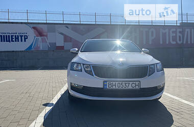 Лифтбек Skoda Octavia 2017 в Одессе