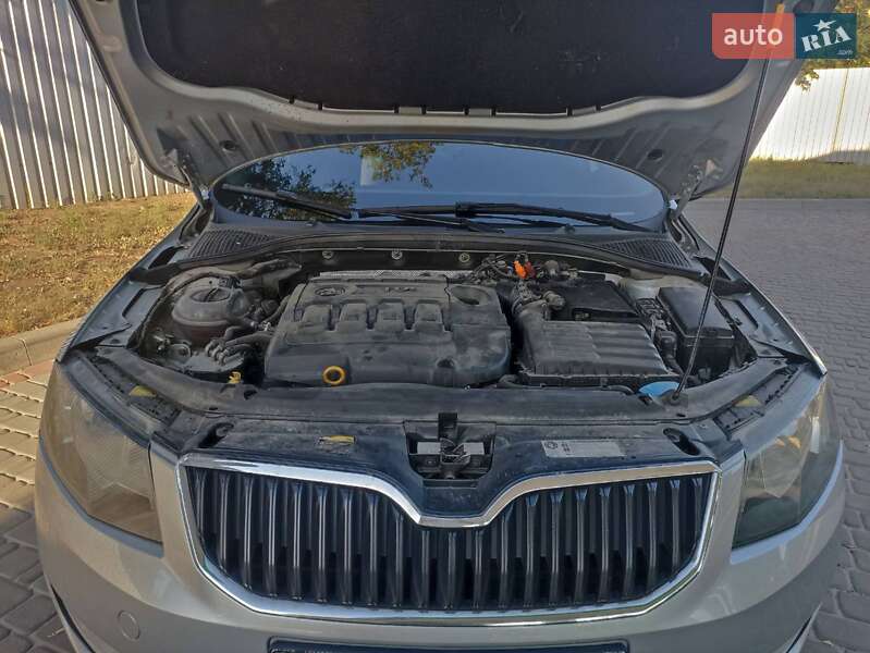 Універсал Skoda Octavia 2013 в Дніпрі