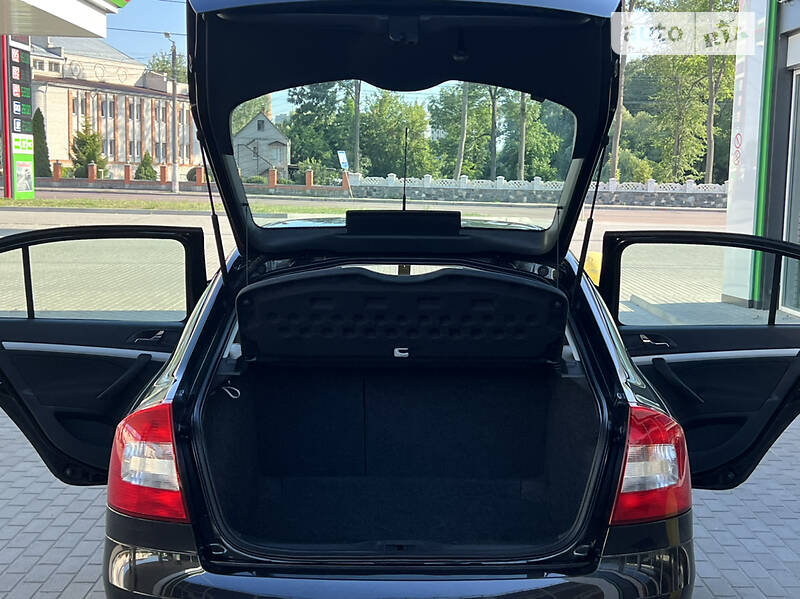 Хетчбек Skoda Octavia 2010 в Житомирі