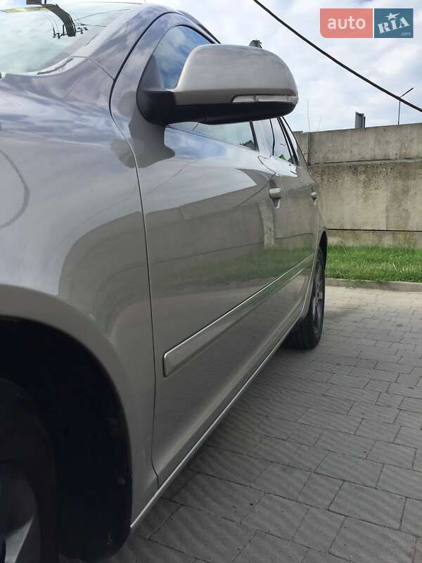 Универсал Skoda Octavia 2012 в Львове