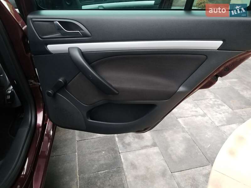 Універсал Skoda Octavia 2010 в Теребовлі фото 6 Універсал Skoda Octavia 2010 в Теребовлі