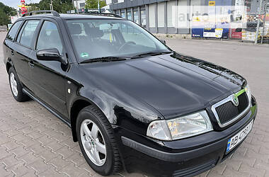 Универсал Skoda Octavia 2003 в Виннице