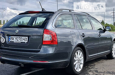 Универсал Skoda Octavia 2011 в Ровно