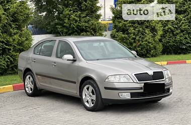 Седан Skoda Octavia 2007 в Львове