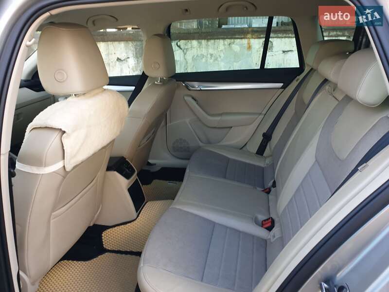 Универсал Skoda Octavia 2015 в Львове