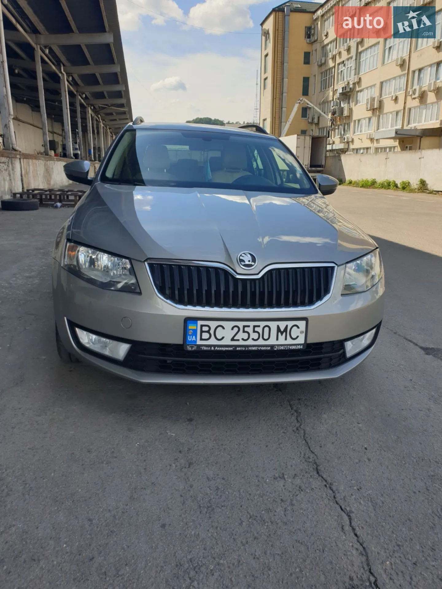 2015 Skoda Octavia - мініатюра 2