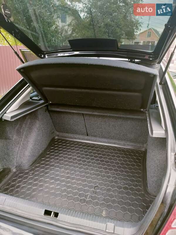 Ліфтбек Skoda Octavia 2004 в Івано-Франківську