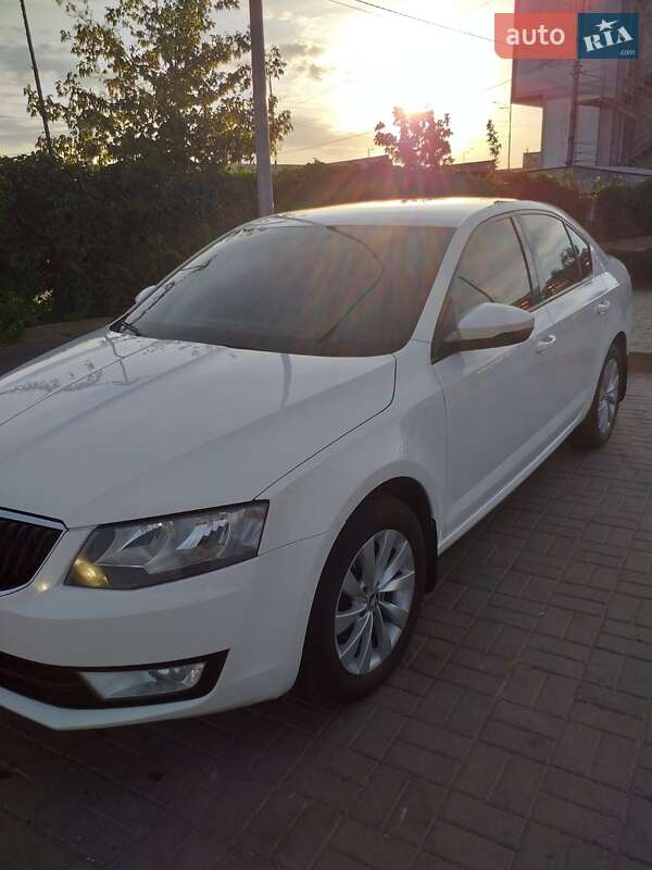 Лифтбек Skoda Octavia 2016 в Киеве