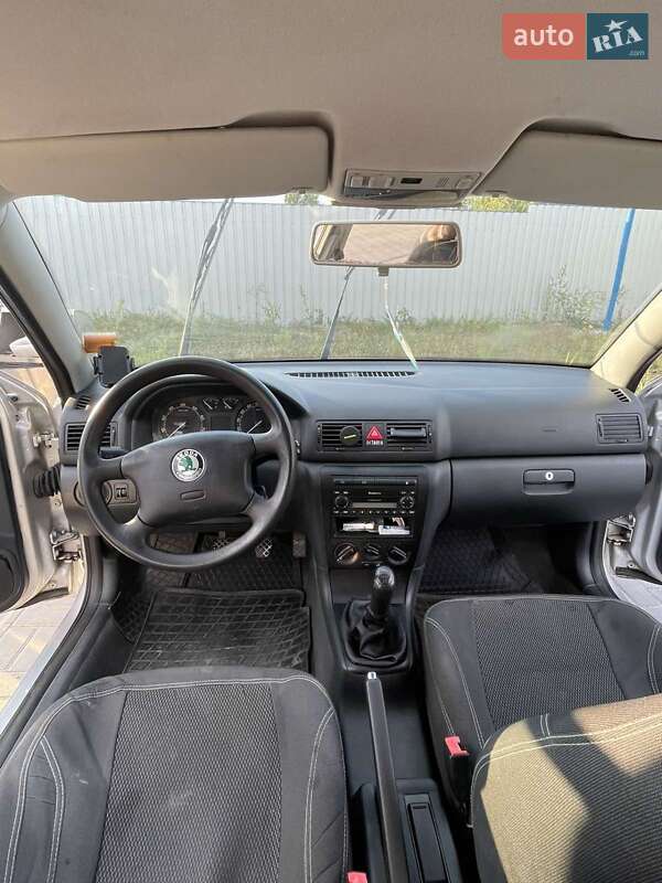 Универсал Skoda Octavia 2003 в Запорожье