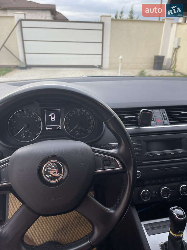 Лифтбек Skoda Octavia 2014 в Одессе