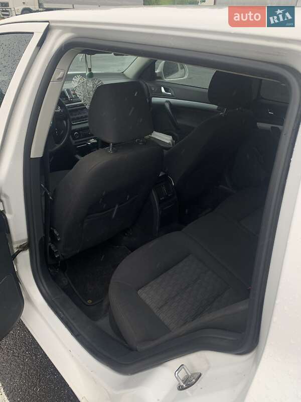 Универсал Skoda Octavia 2011 в Ужгороде