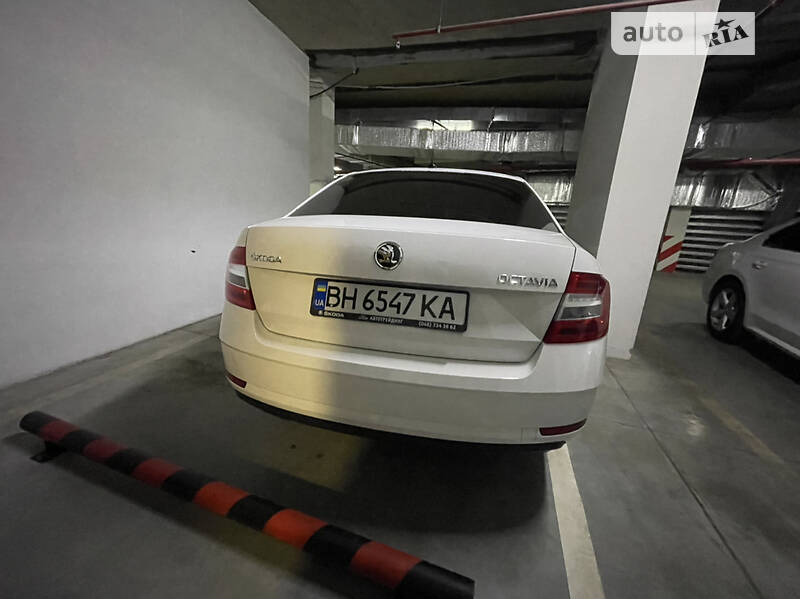 Лифтбек Skoda Octavia 2019 в Одессе